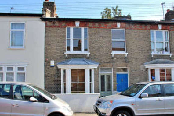 2 bedroom Terraced t...